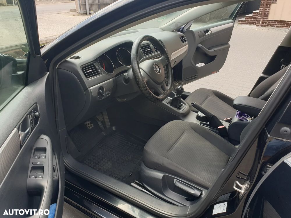 Volkswagen Jetta 1.2 TSI Comfortline - 5