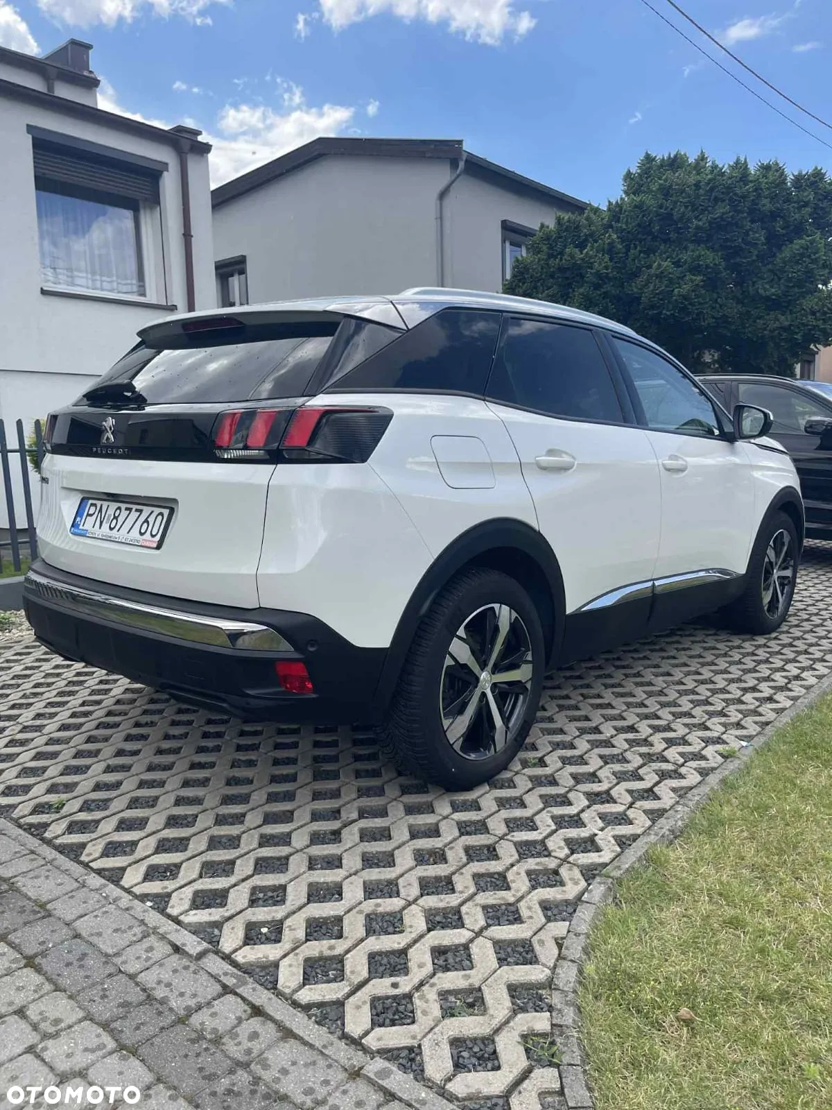 Peugeot 3008 1.5 BlueHDi Allure S&S EAT8 - 2