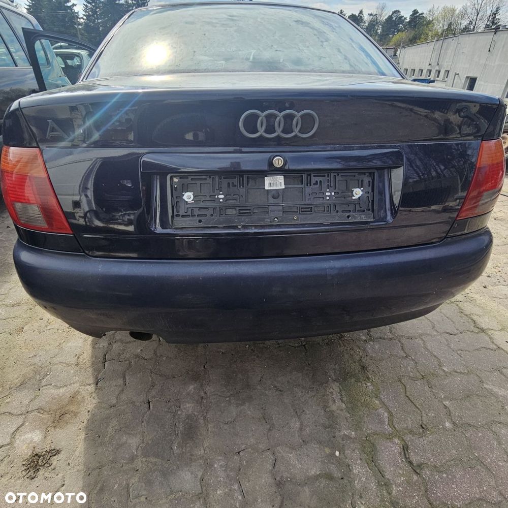 Audi A4 (sedan) 1996r 1,8 B 92 kW/ (kod lak: LY5L) - 1