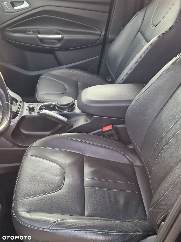 Ford Kuga 2.0 TDCi 4x4 SYNC - 33