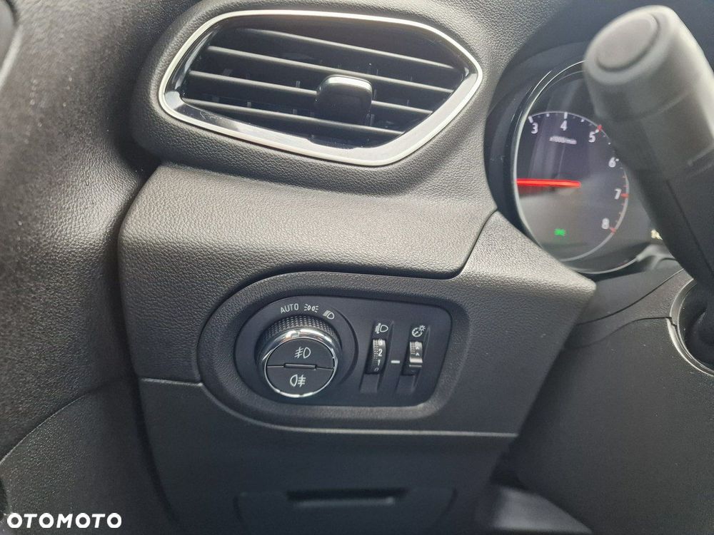 Opel Grandland X - 32