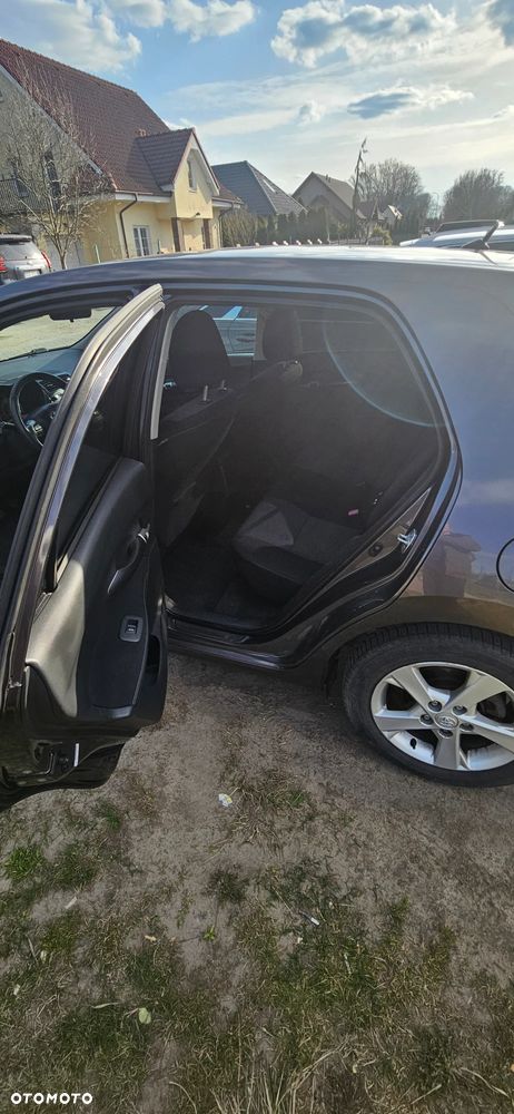 Toyota Auris 1.6 Luna - 5
