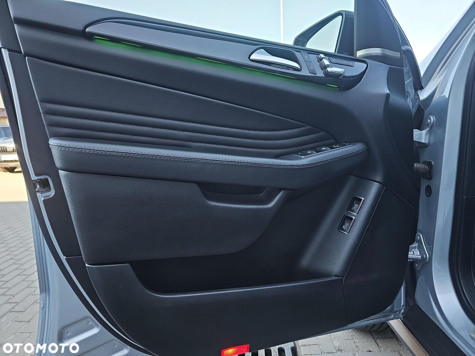 Mercedes-Benz GLE - 18