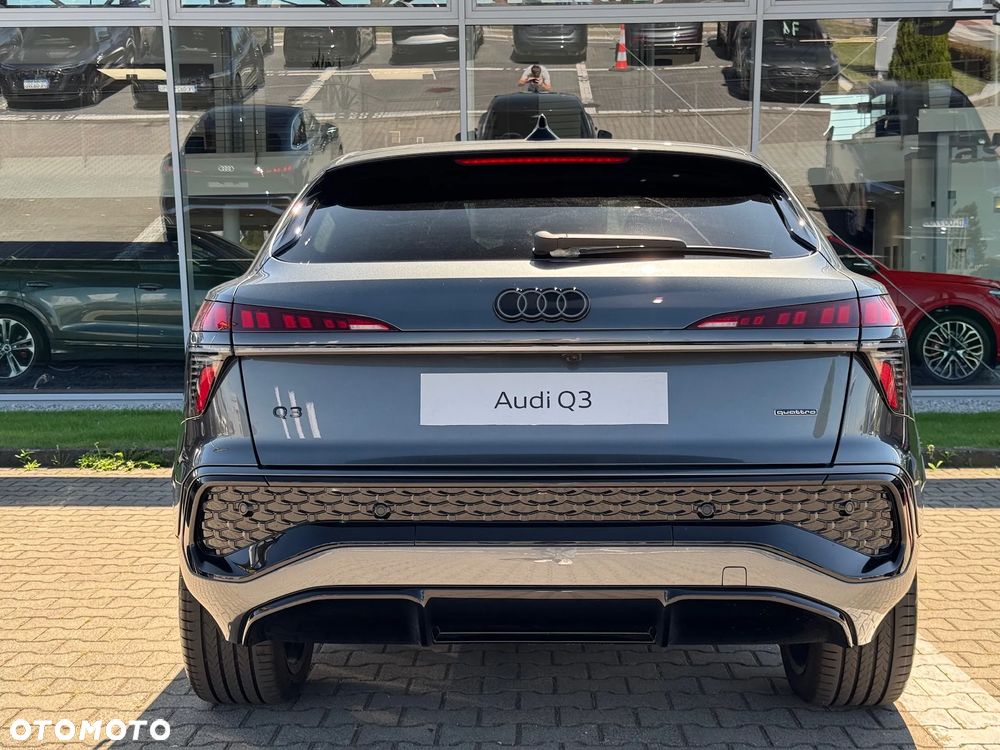 Audi Q3 Sportback - 8