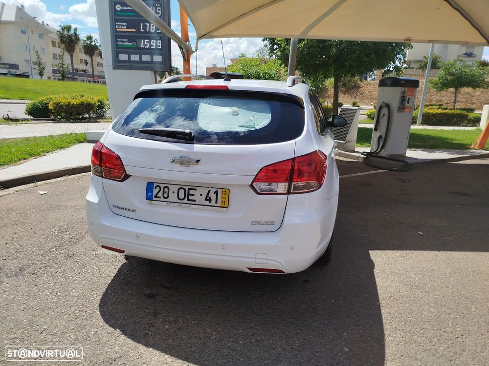 Chevrolet Cruze SW - 6