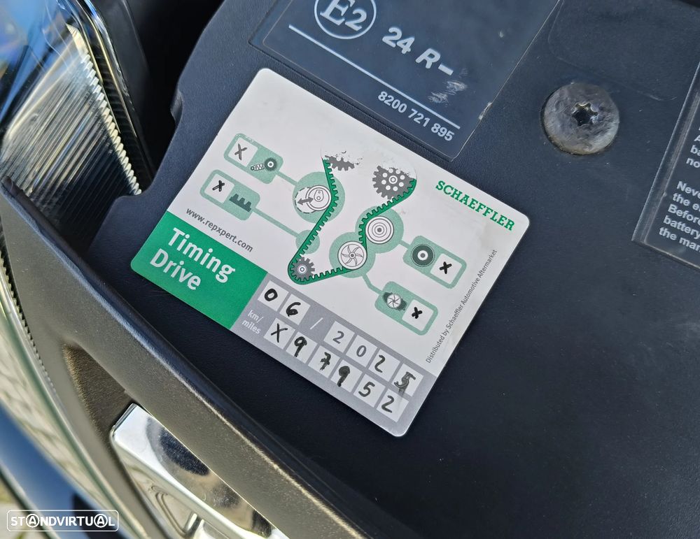 Dacia Duster 1.5 dCi Prestige 135g 4WD - 26