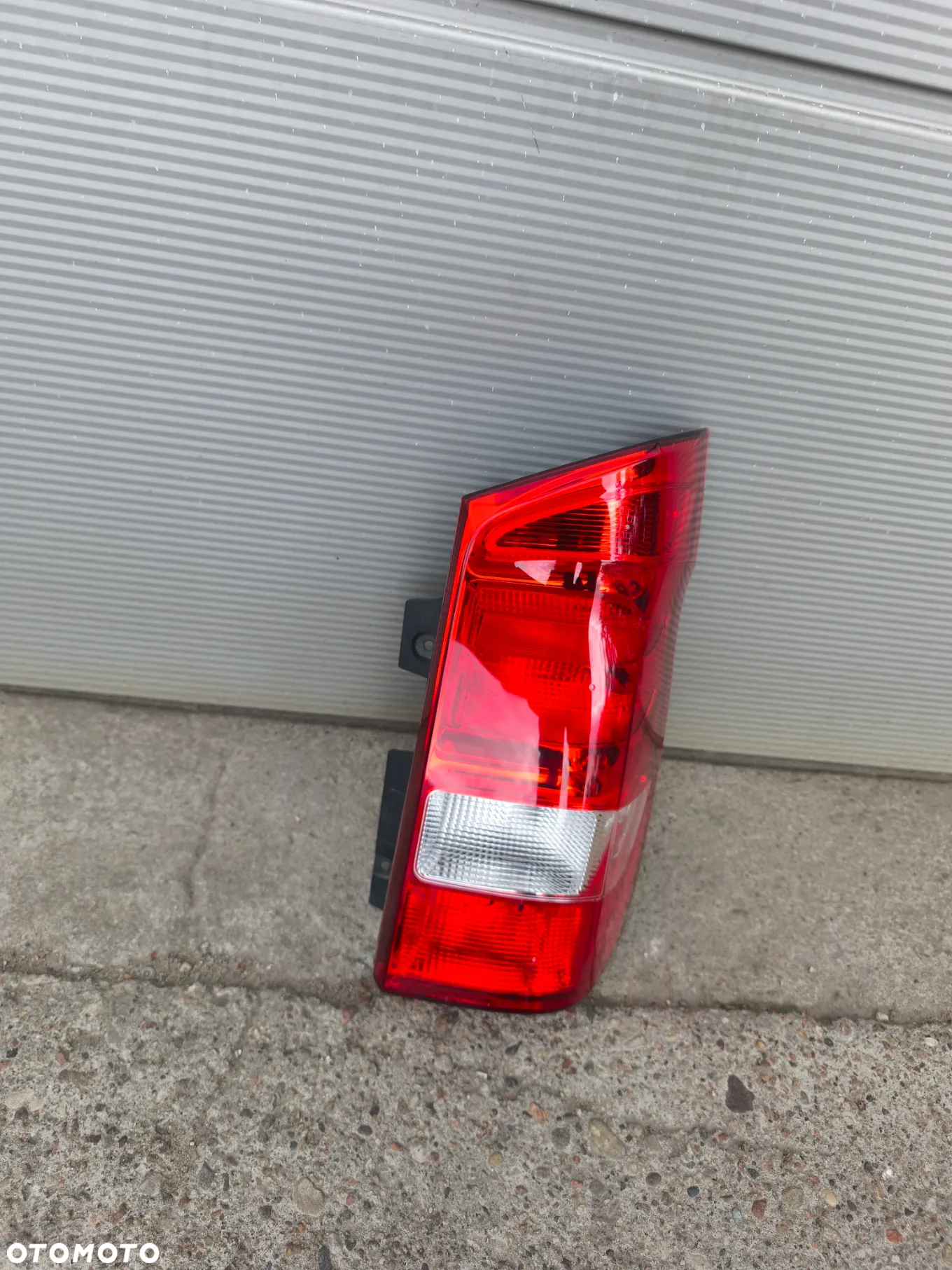 Lampa tył prawa tylna Mercedes-Benz Vito w447 a4478201264 - 2