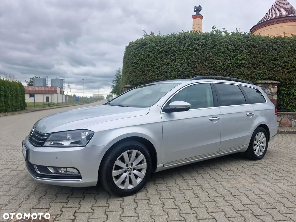 Volkswagen Passat 2.0 TDI DPF BlueMotion Technology Trendline - 9