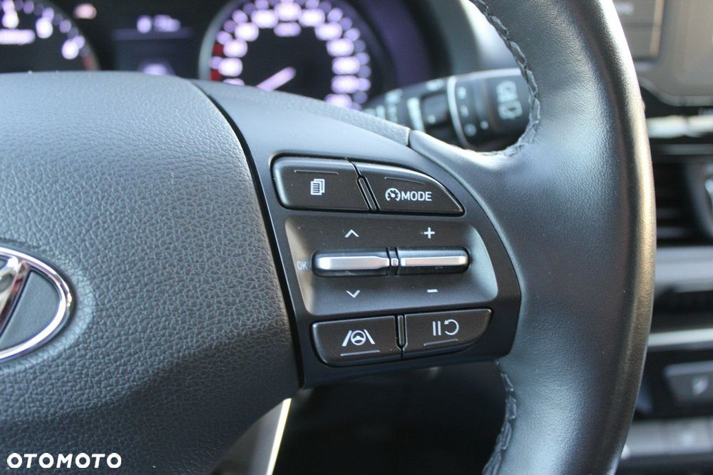 Hyundai i30 - 23