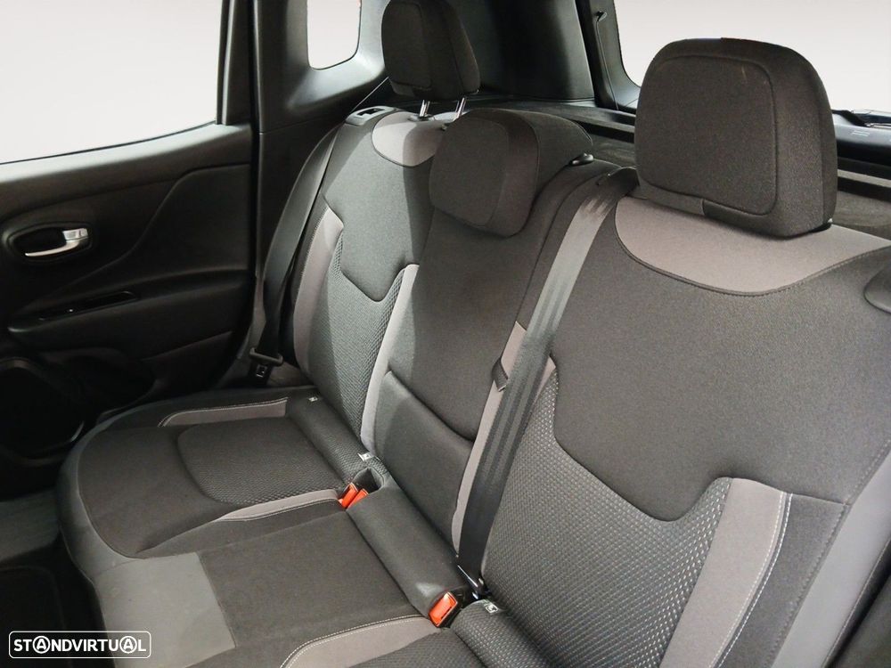 Jeep Renegade 1.0 T Limited - 13