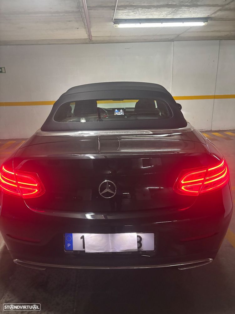 Mercedes-Benz 220 - 5