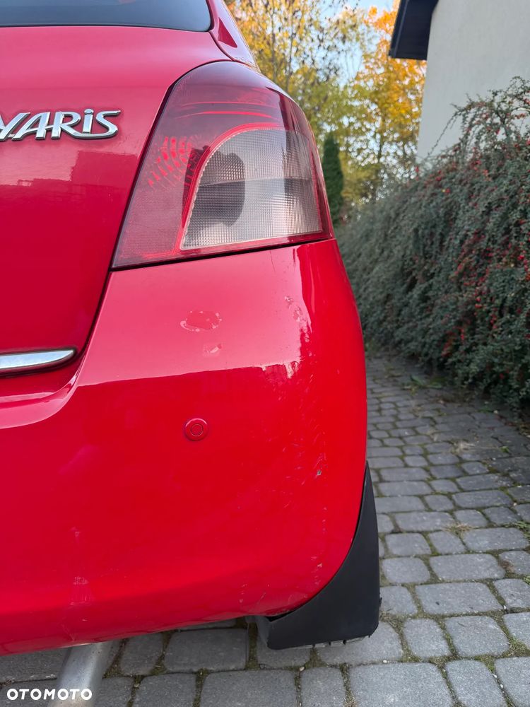 Toyota Yaris 1.3 Terra - 19