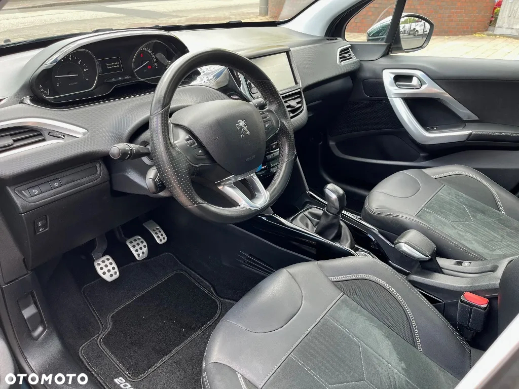 Peugeot 2008 1.2 Pure Tech Crossway S&S - 10