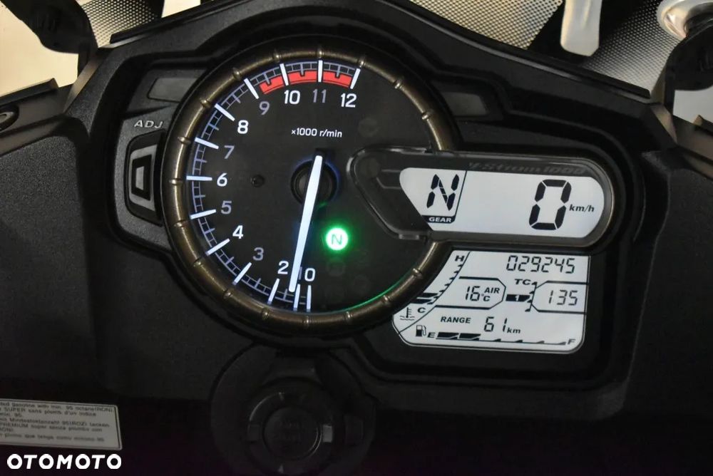 Suzuki V-STROM - 41