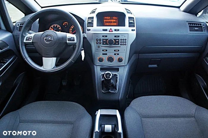 Opel Zafira - 20