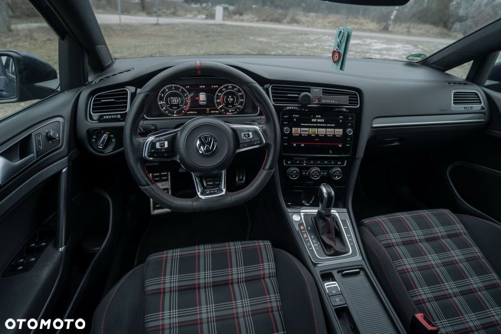Volkswagen Golf 2.0 TSI BMT GTI Performance DSG - 5