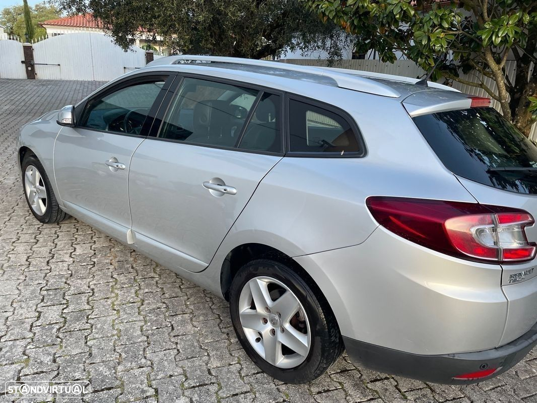 Renault Mégane Sport Tourer 1.5 dCi Confort SS - 4