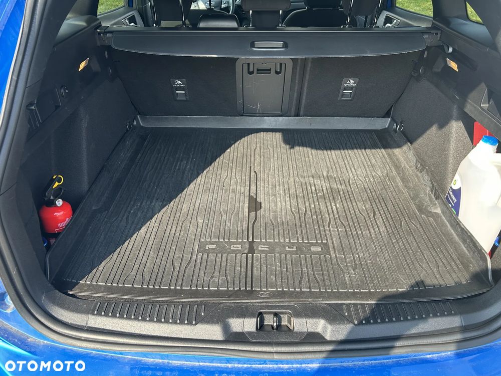 Ford Focus 1.5 EcoBoost ST-Line - 14