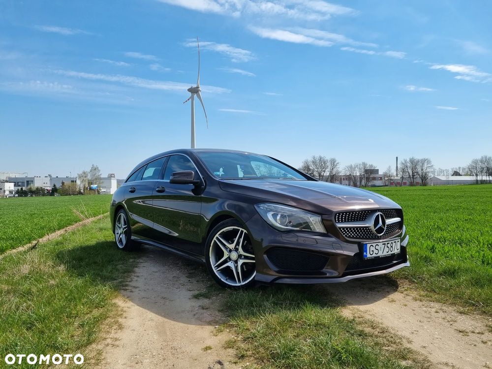 Mercedes-Benz CLA 180 AMG Line - 3