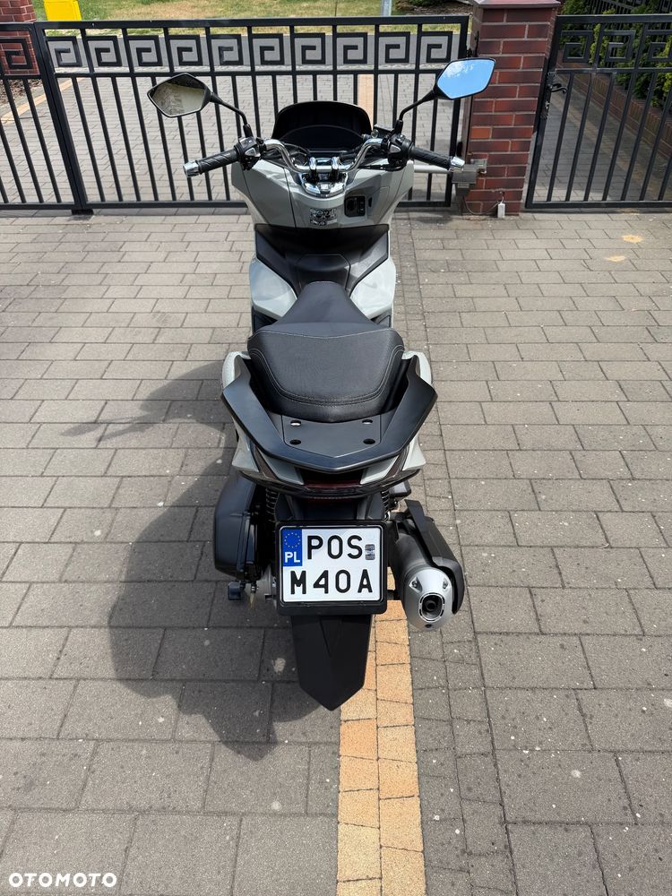 Honda PCX - 7