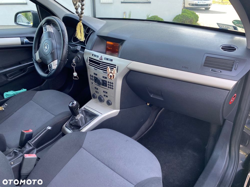 Opel Astra 1.9 CDTI - 9