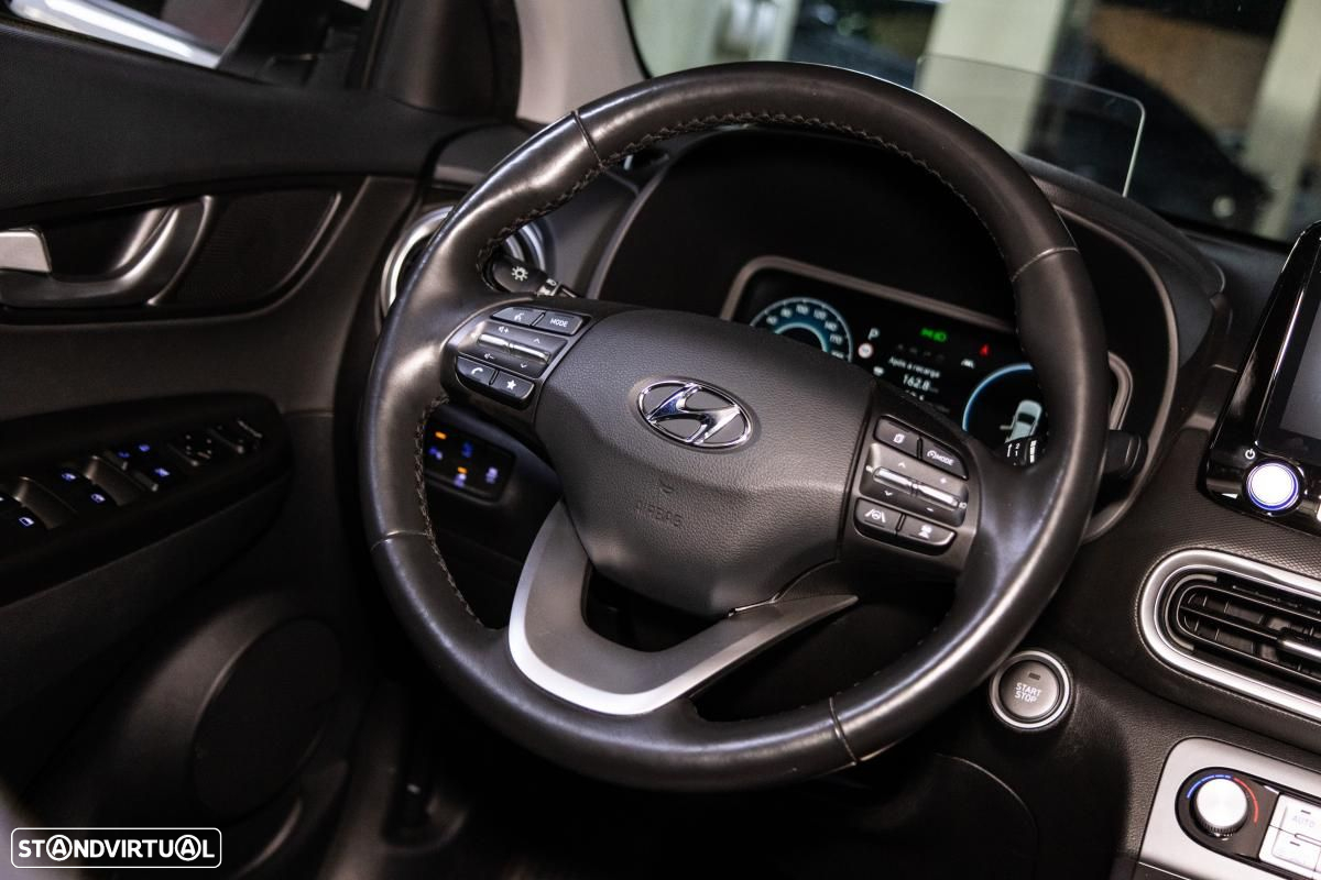 Hyundai Kauai EV 64 kWh Premium+P.Premium - 28