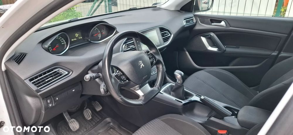 Peugeot 308 1.6 HDi Active - 14