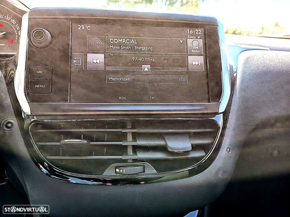 Peugeot 208 1.5 BlueHDi Allure - 15