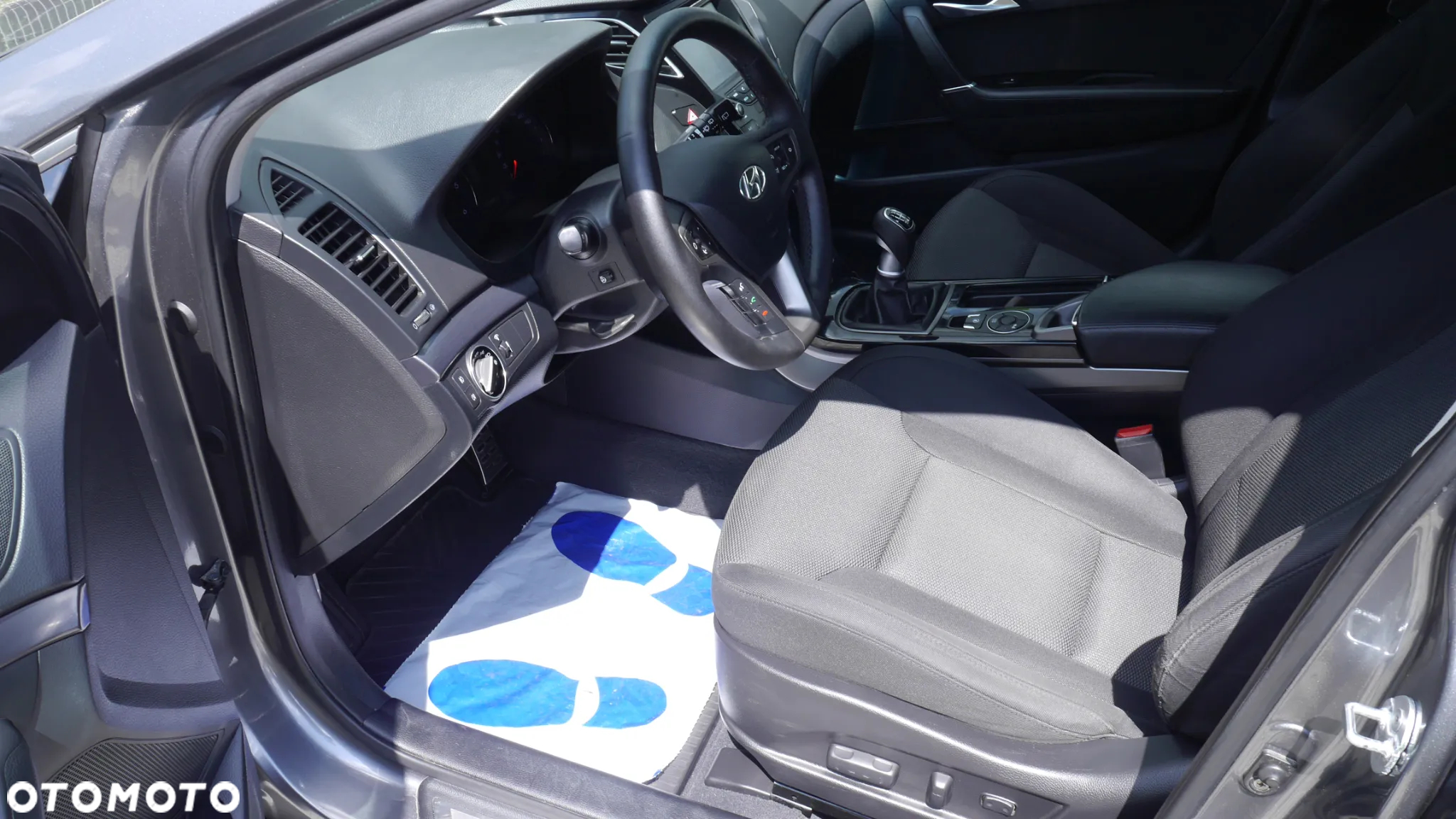 Hyundai i40 Kombi 1.7 CRDi Premium - 24