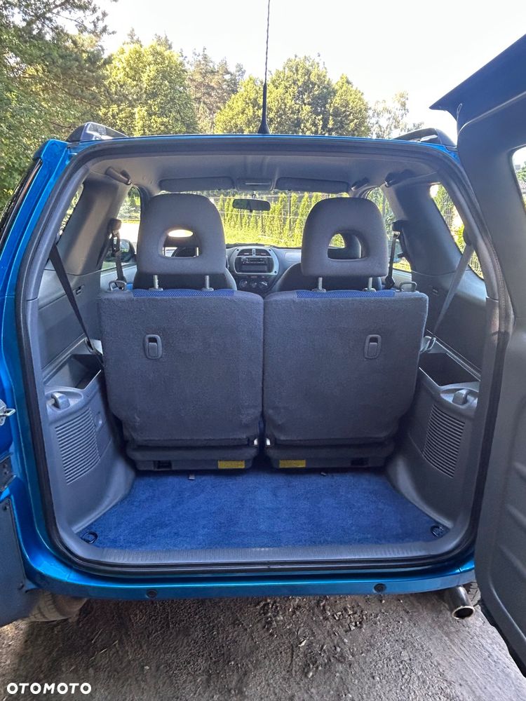 Toyota RAV4 1.8 VVT-i 4x2 - 12