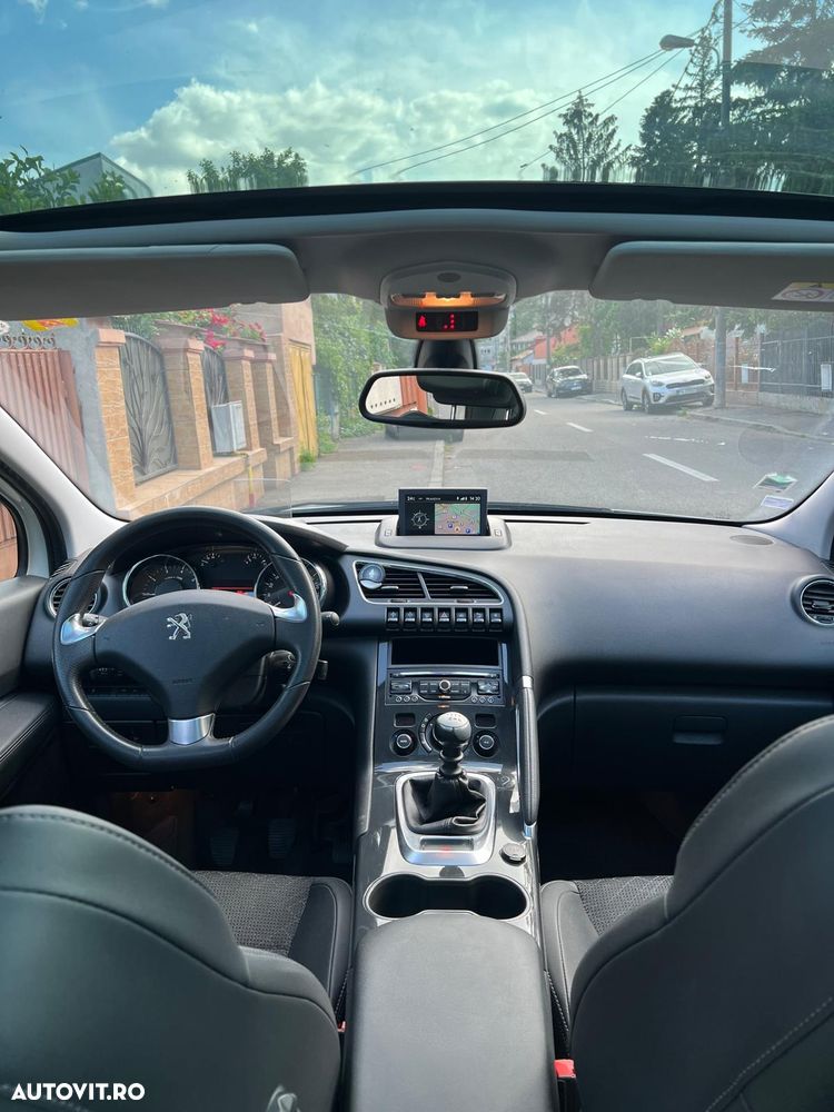 Peugeot 3008 1.2 PureTech Turbo S&S Access - 17