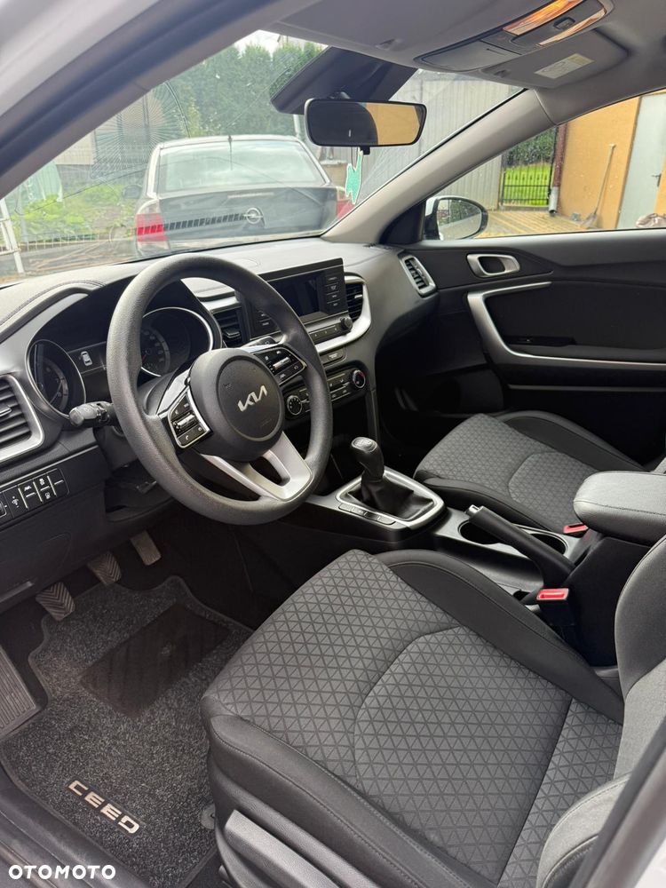 Kia Ceed - 18