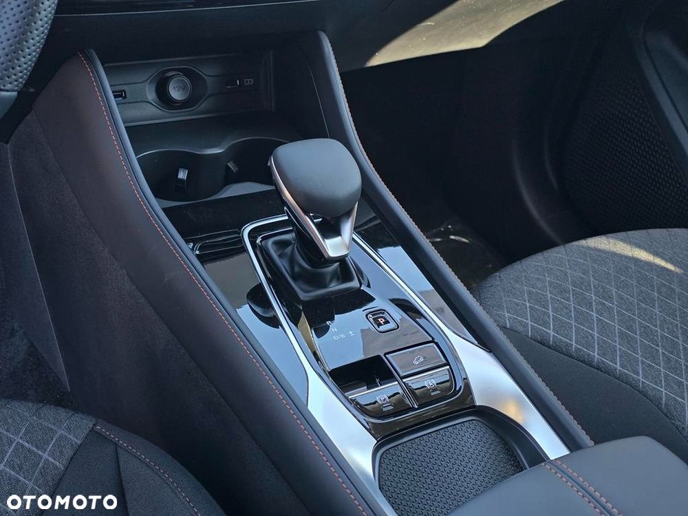 MG HS 1.5T HEV+ Excite - 20