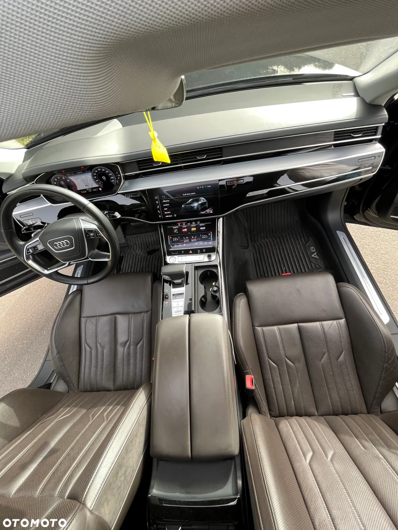 Audi A8 - 13