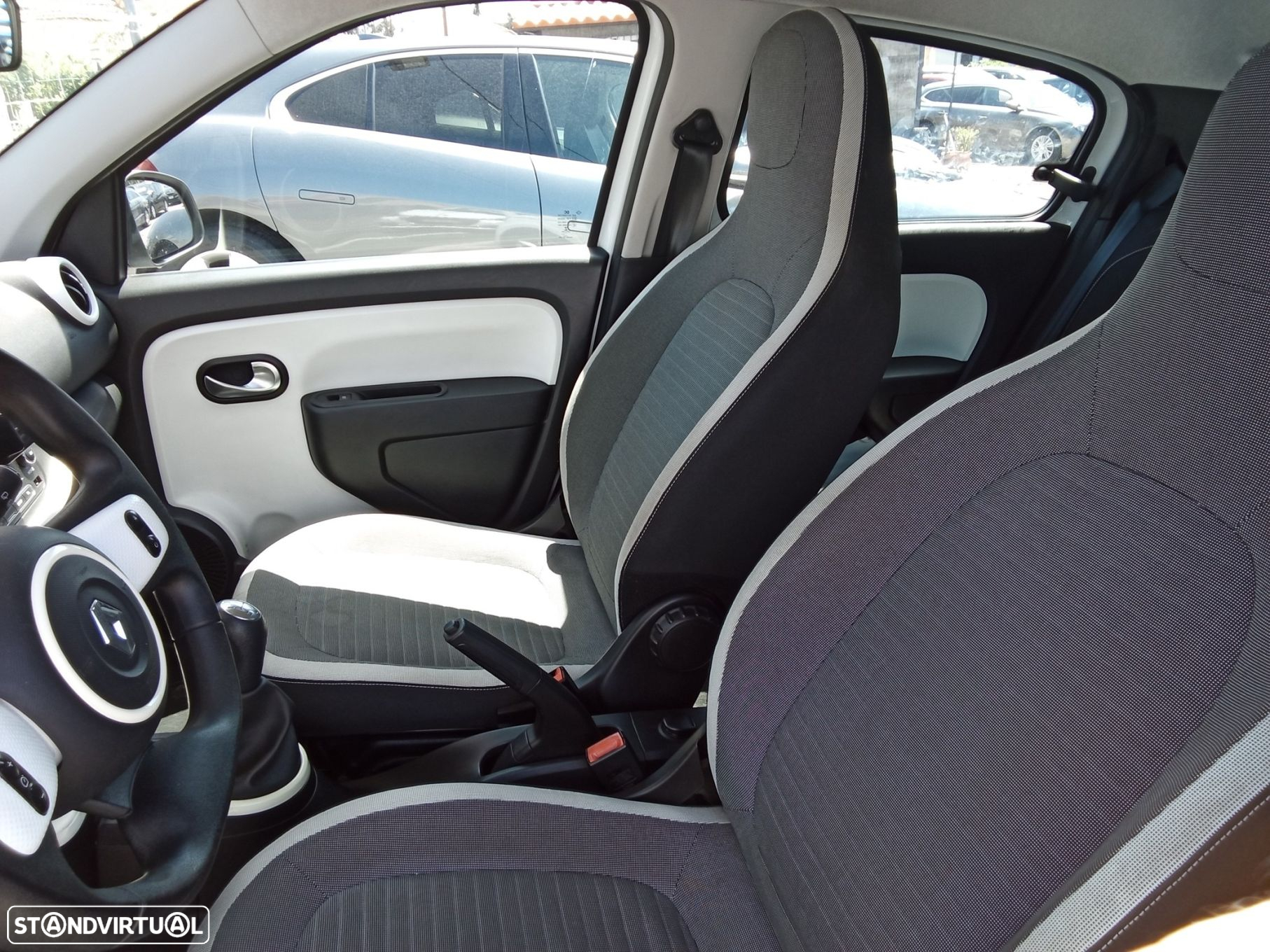 Renault Twingo 1.0 SCe Dynamique - 21