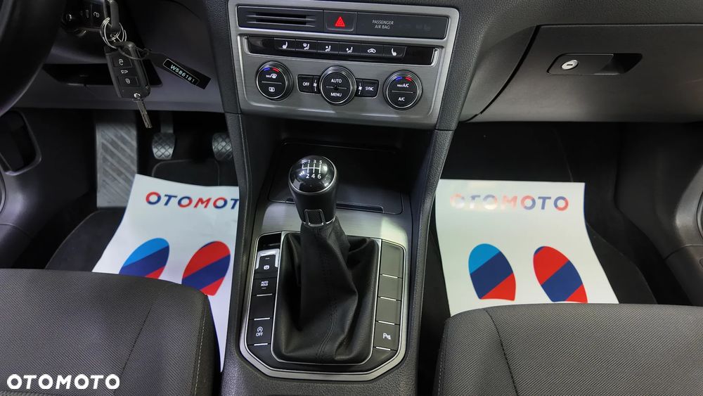 Volkswagen Golf Sportsvan 2.0 TDI (BlueMotion Technology) Comfortline - 39