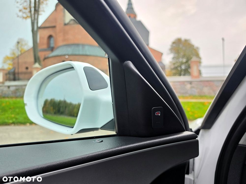 Audi A6 Avant 2.0 TDI DPF multitronic sport selection - 39