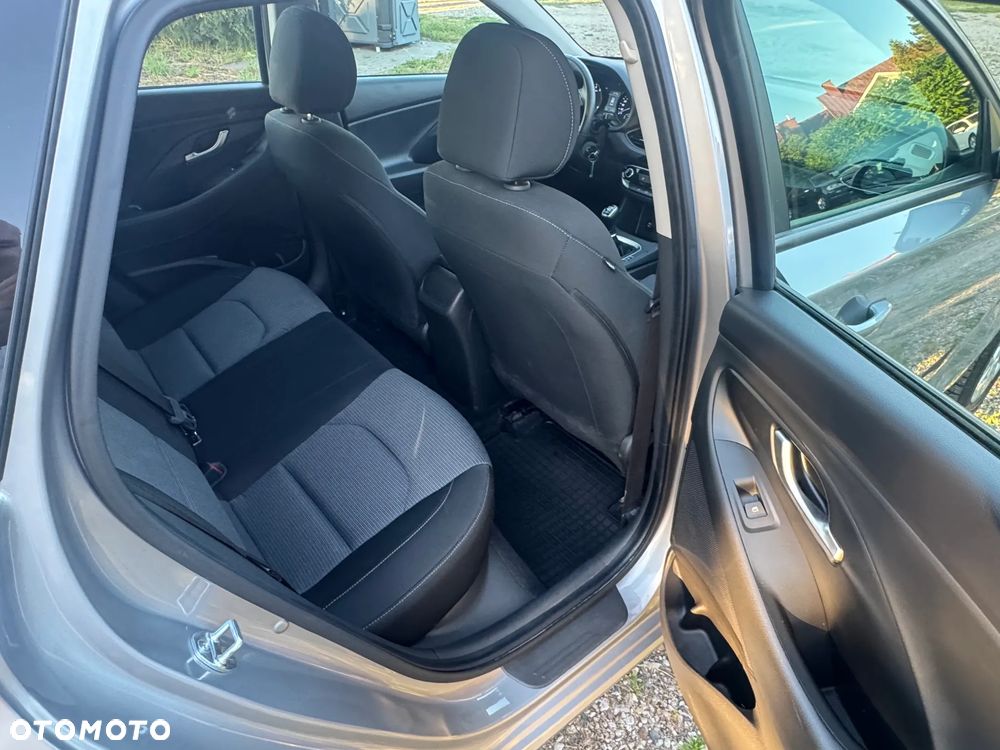 Hyundai i30 1.5 DPI Modern - 14