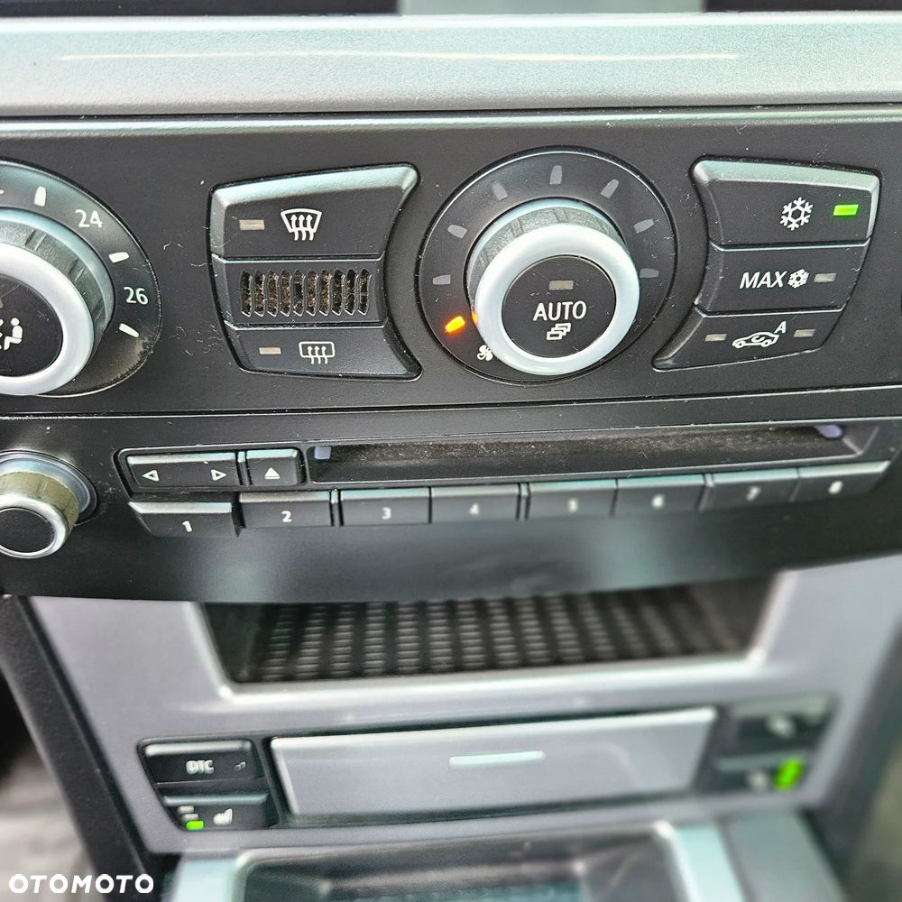 BMW Seria 5 523i Edition Exclusive - 27