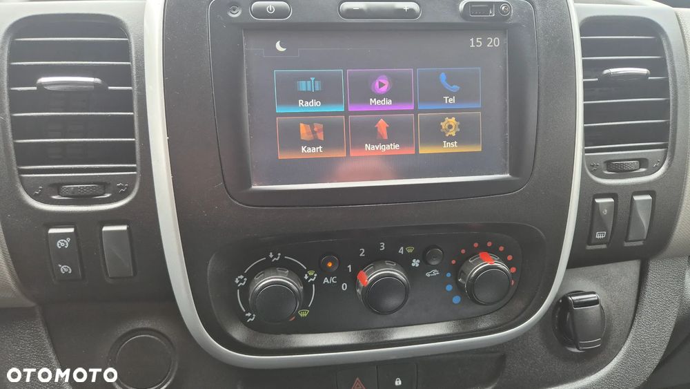 Renault Trafic - 31