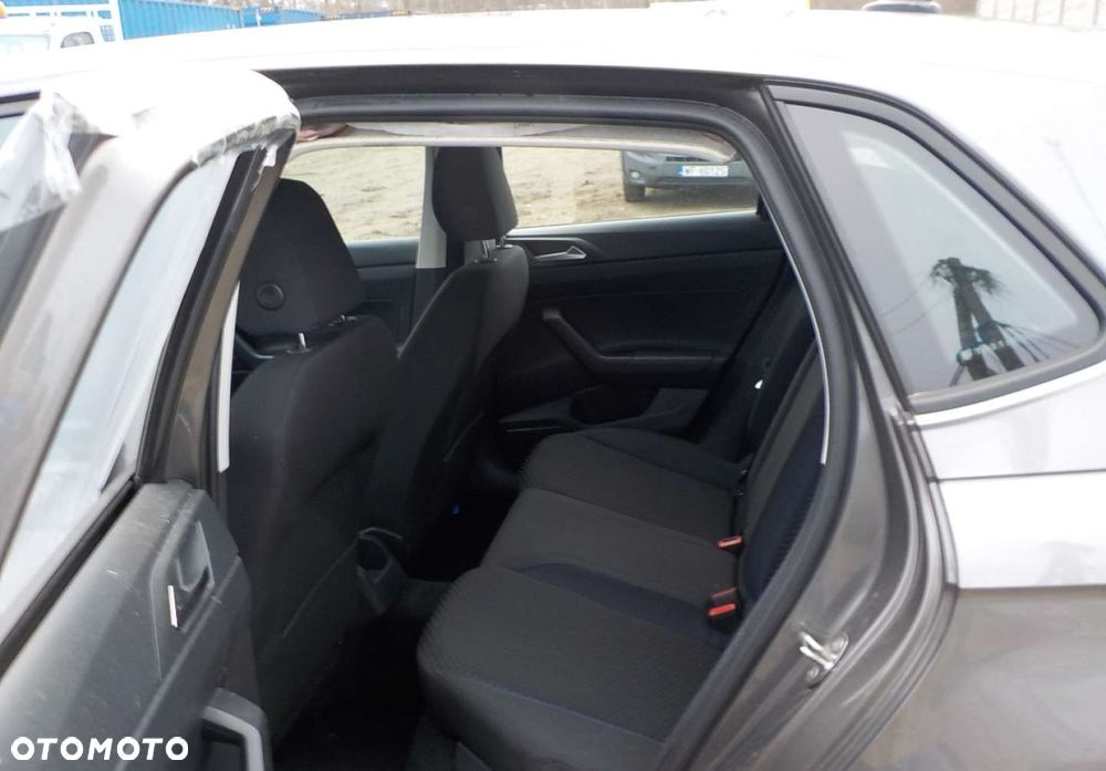 Volkswagen Polo - 22