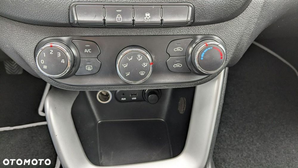 Kia Ceed 1.4 CVVT Attract - 27
