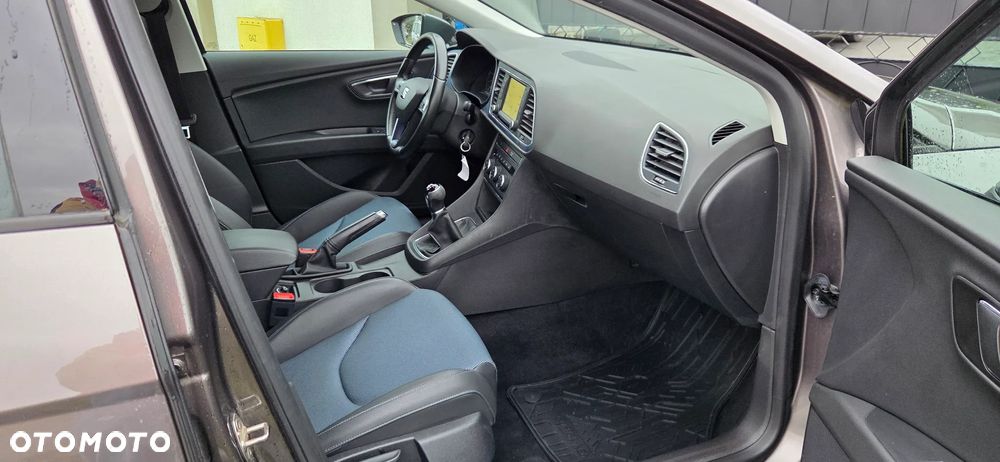 Seat Leon 1.4 TSI Start&Stop CONNECT - 9