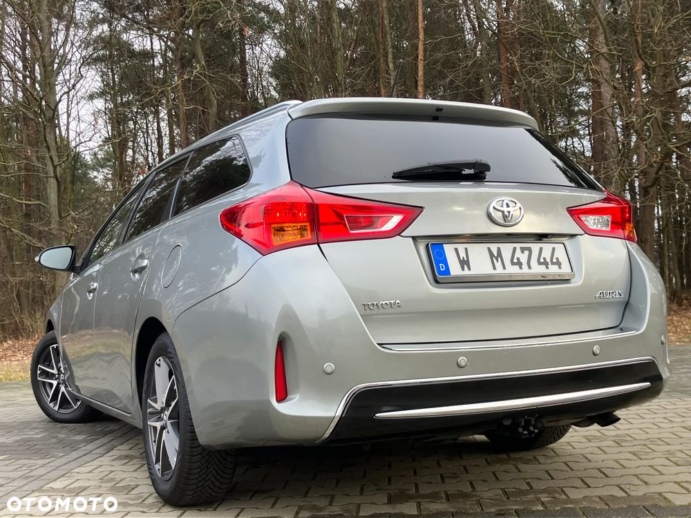 Toyota Auris 2.0 D-4D Executive - 8