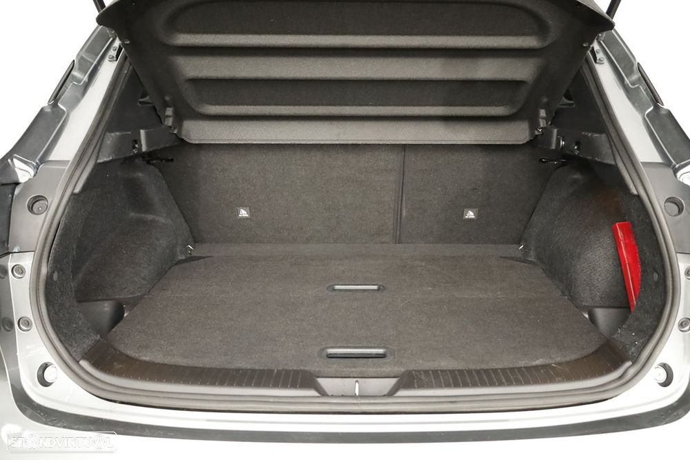 Nissan Qashqai 1.3 DIG-T N-Connecta - 24