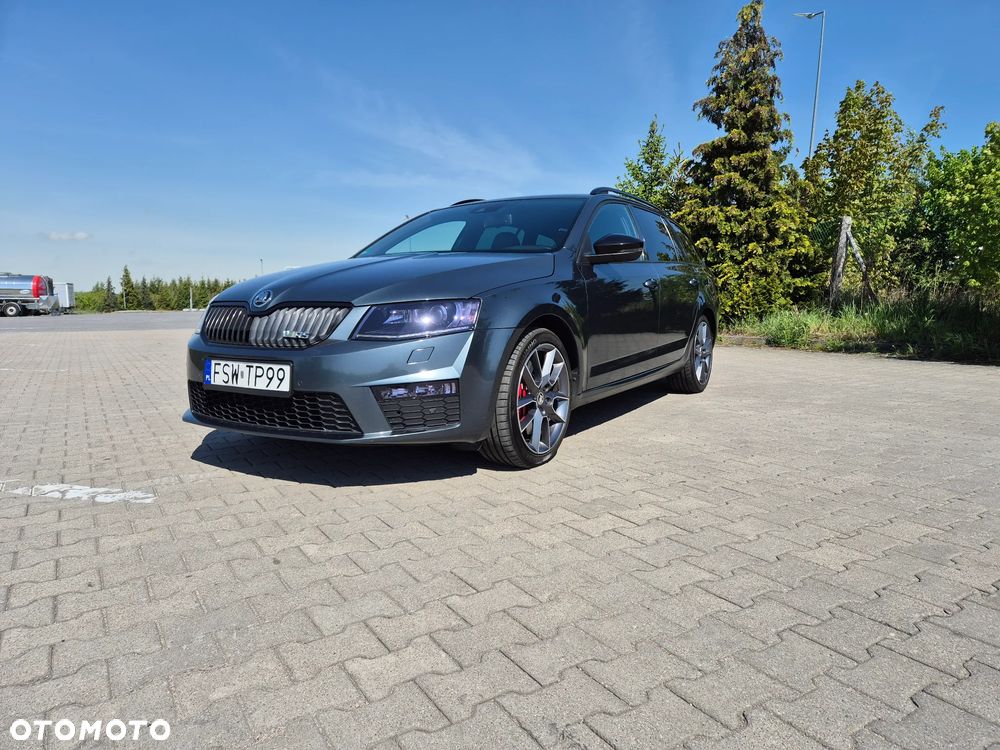 Skoda Octavia 2.0 TDI DSG RS - 1