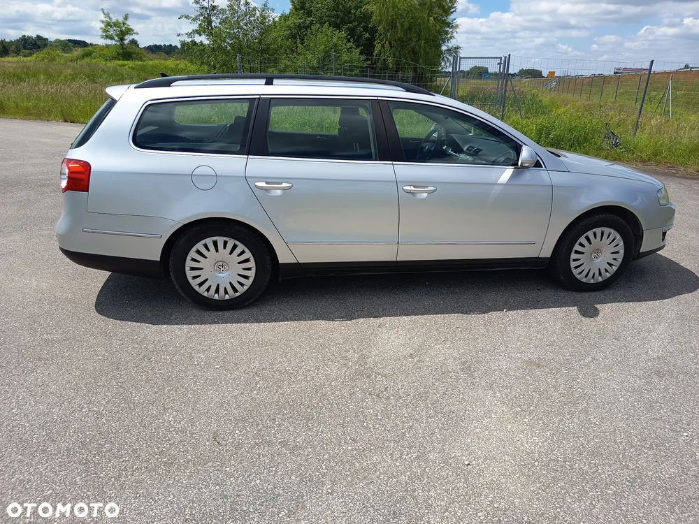 Volkswagen Passat - 8