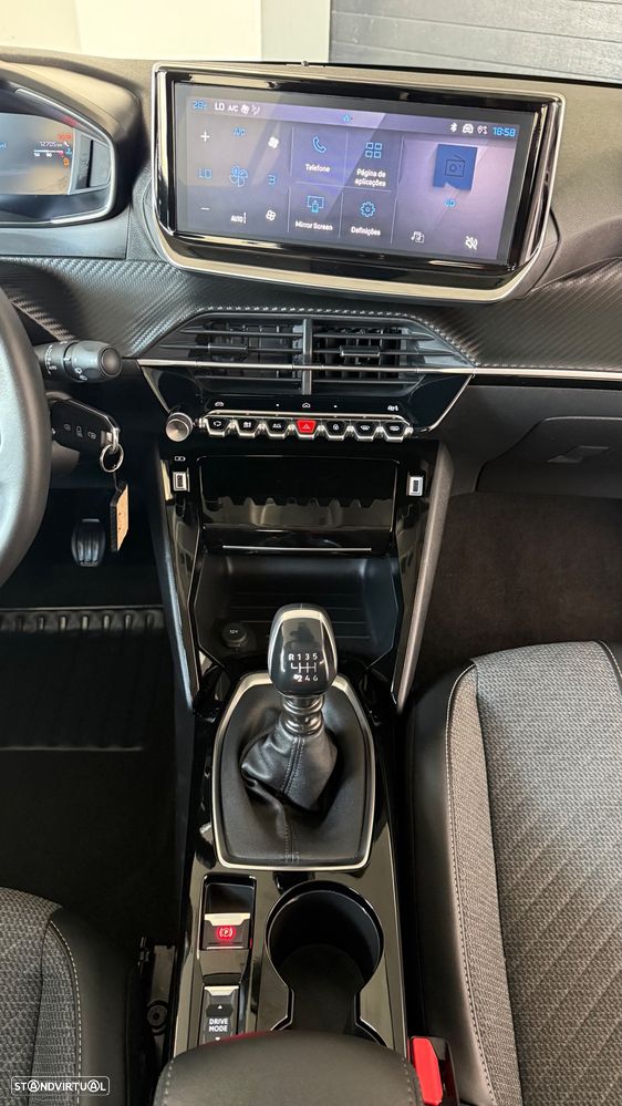 Peugeot 208 1.2 PureTech Allure - 28