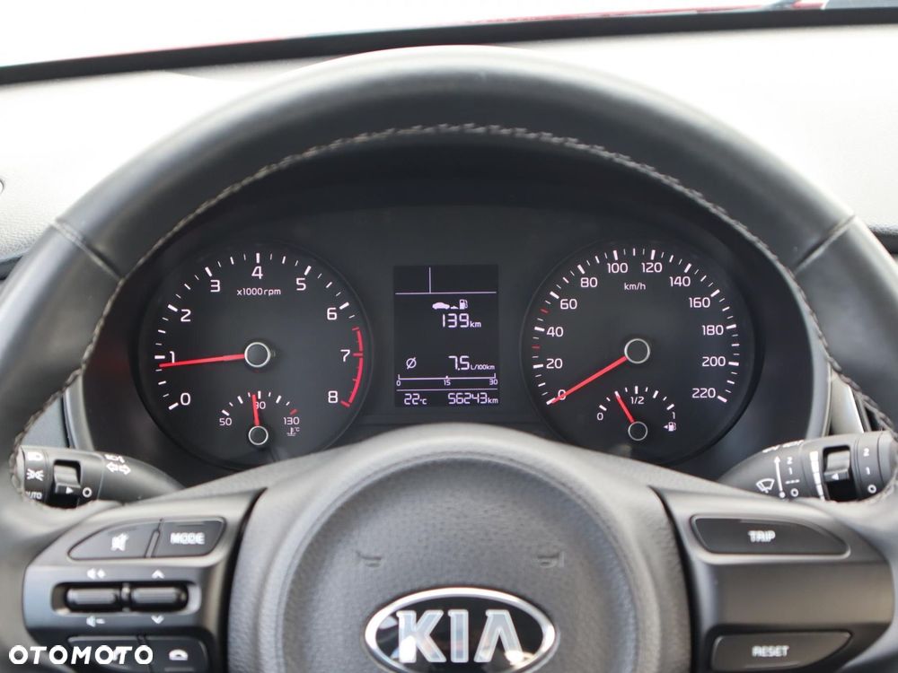 Kia Rio - 12