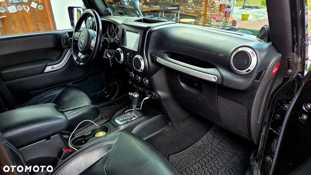 Jeep Wrangler Unlimited 2.8 CRD DPF Automatik Sahara - 5